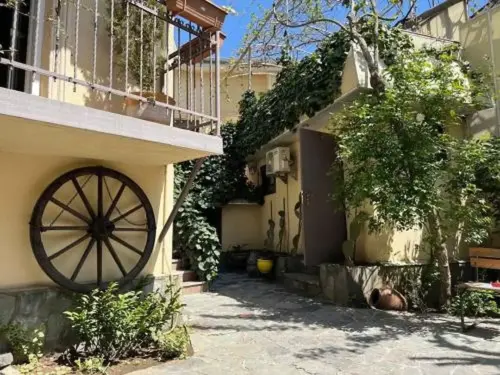 هتل گرجین هاوس تفلیس (Georgian House Tblisi)