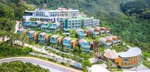 Crest Resort & Pool Villa