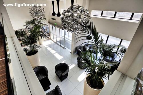 LIVADHIOTIS CITY HOTEL