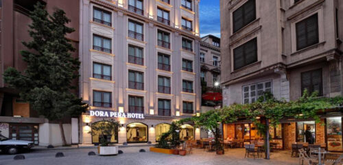 Dora Pera Hotel