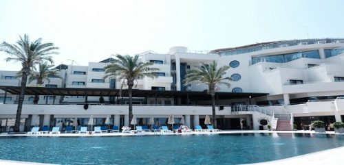 Arin Resort