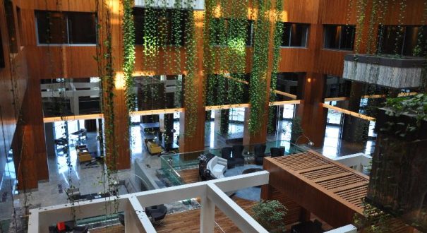 رادیسون بلو توزلا