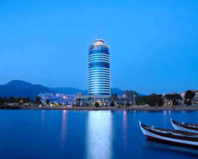 ویندهام گرند ازمیر اوزدیلک