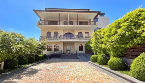 هتل بین ایروان BIEN HOTEL