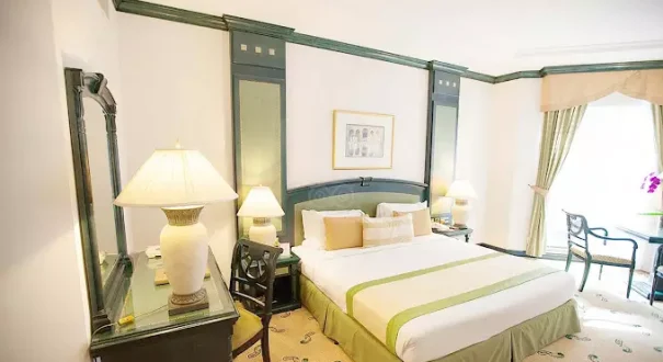 Knight Castle,s room3