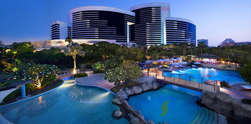 هتل گرند حیات (Grand Hyatt)